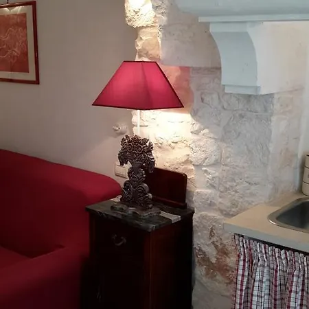 L'isola Del Tempo Antico * Cisternino